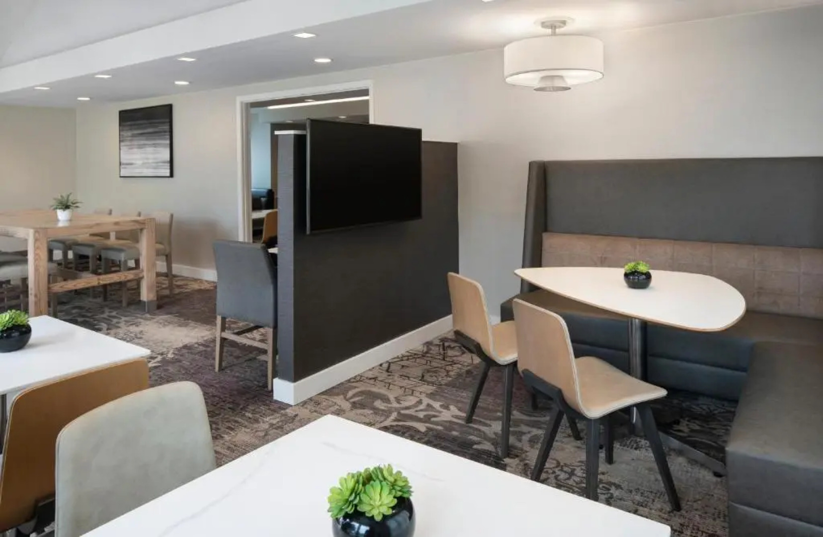 Residence Inn Las Vegas Convention Center by Marriott