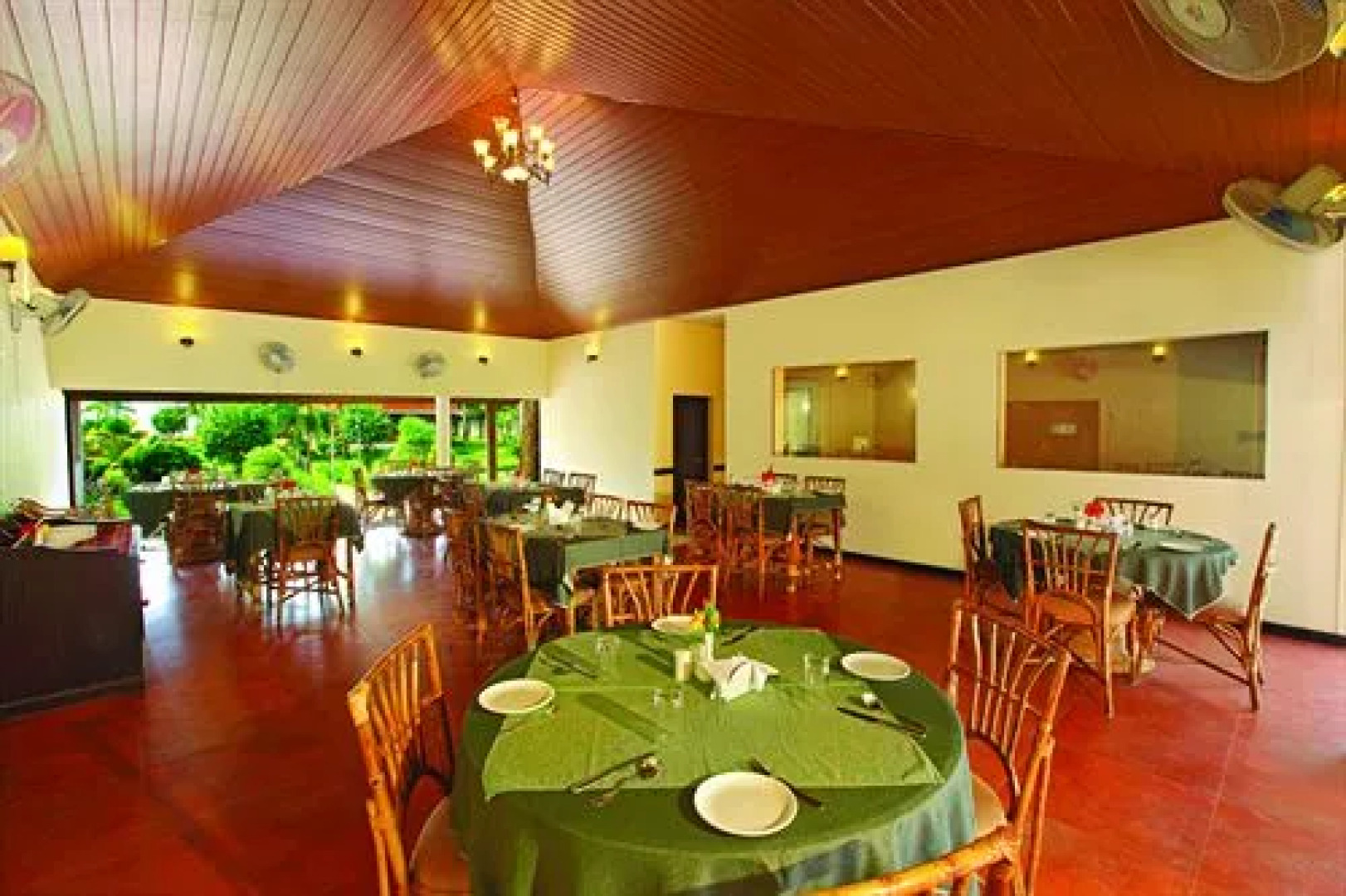 Leisure Vacations Gold Field Lake Resort, Kumarakom