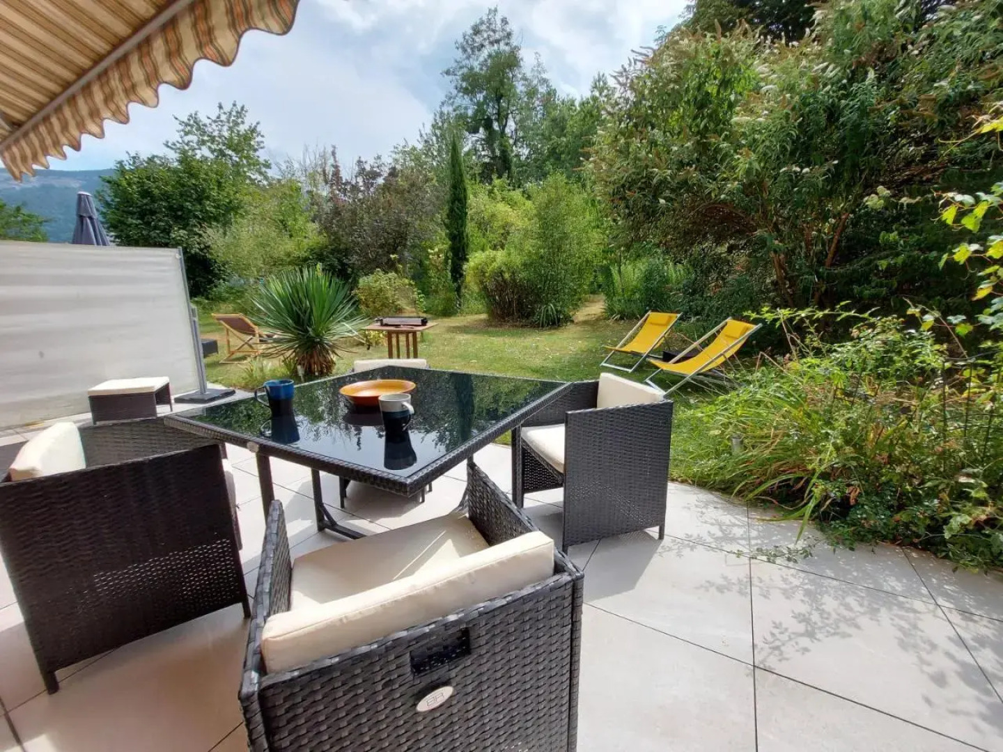 Rare, cosy studio terrasse au coeur de St-Jorioz