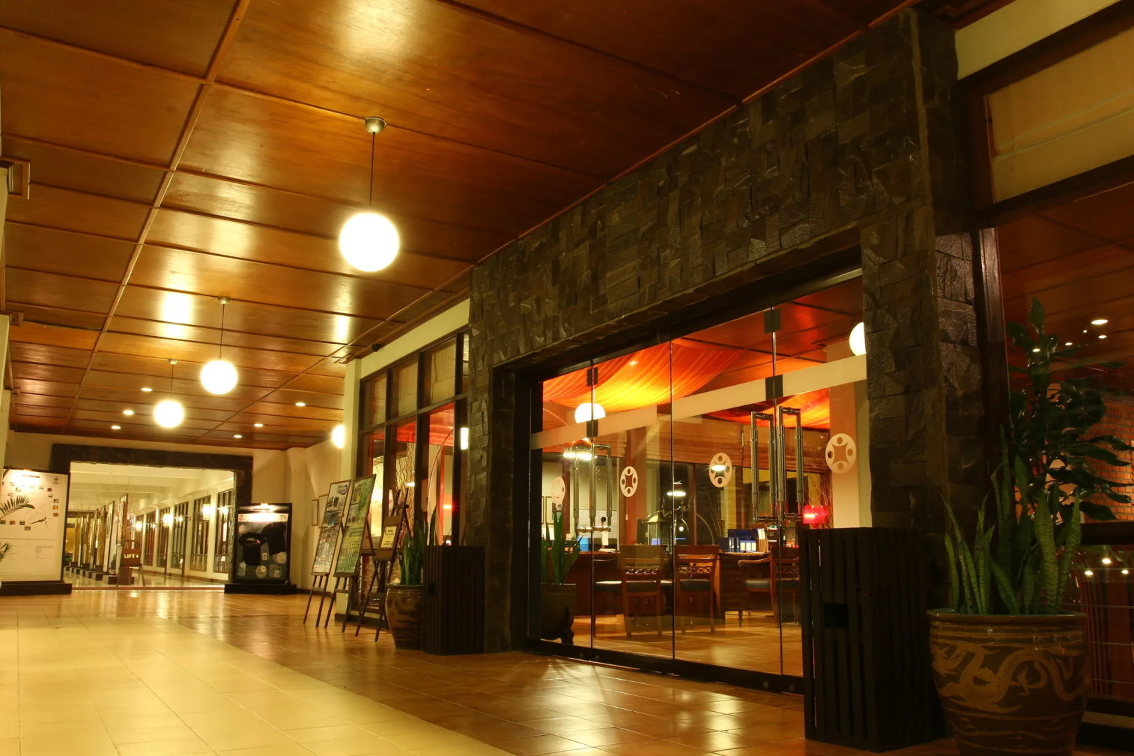 Mesra Business & Resort Hotel