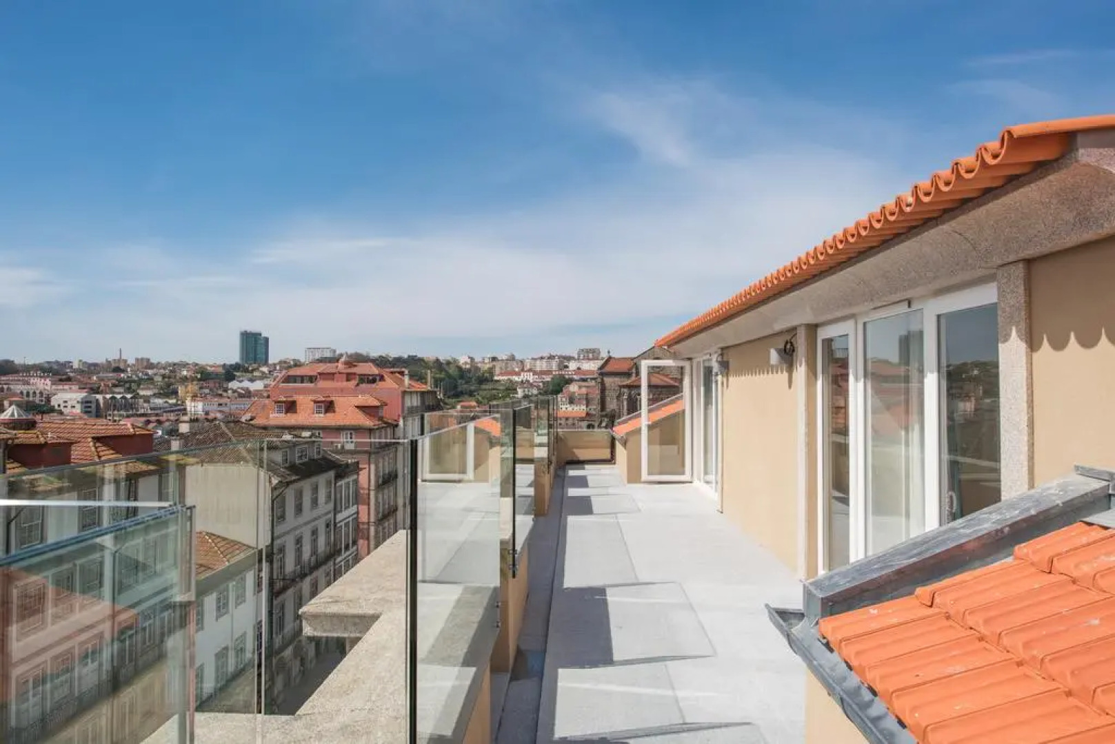 The Editory House Ribeira Porto Hotel
