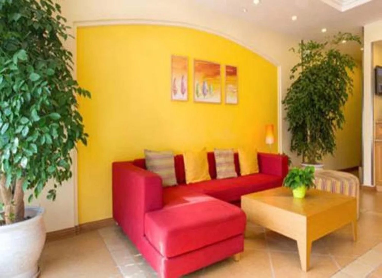 Home Inn Huaian Xuyi Coach Station