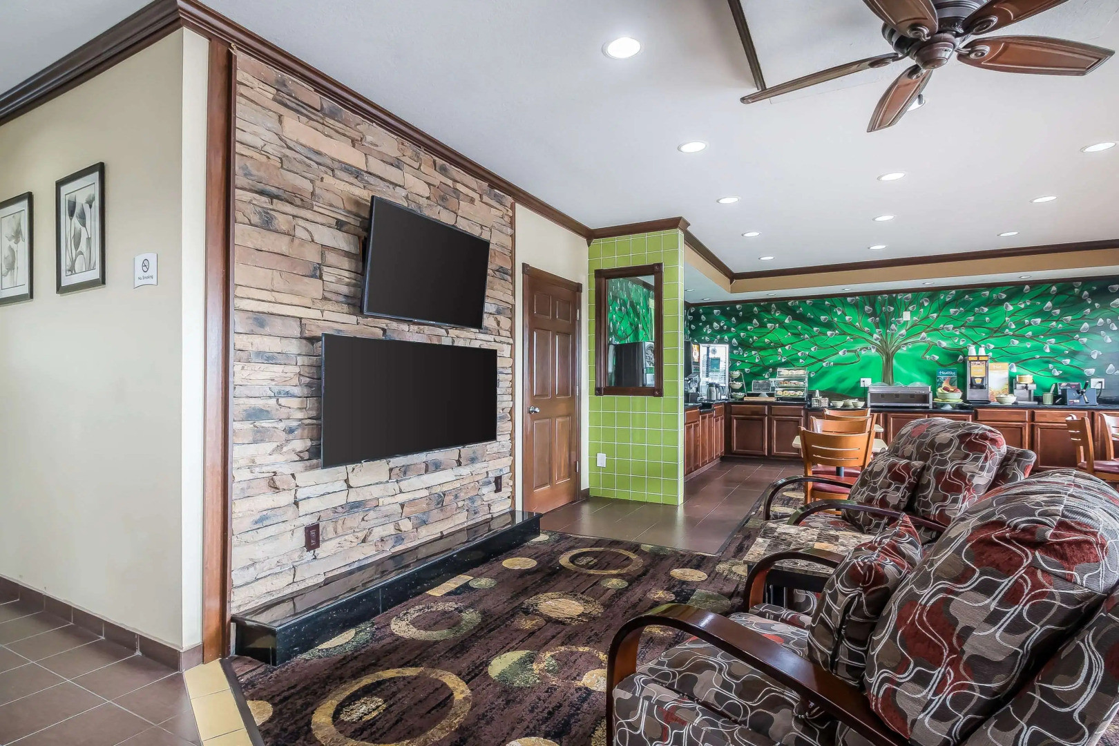 Quality Inn Coralville - Iowa River Landing