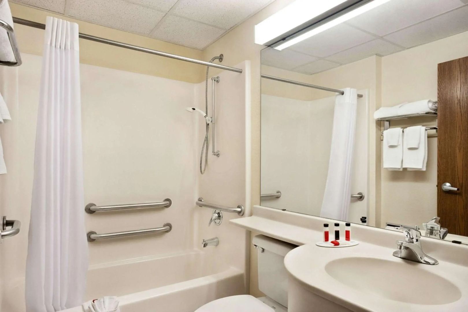 Travelodge by Wyndham Fort Scott
