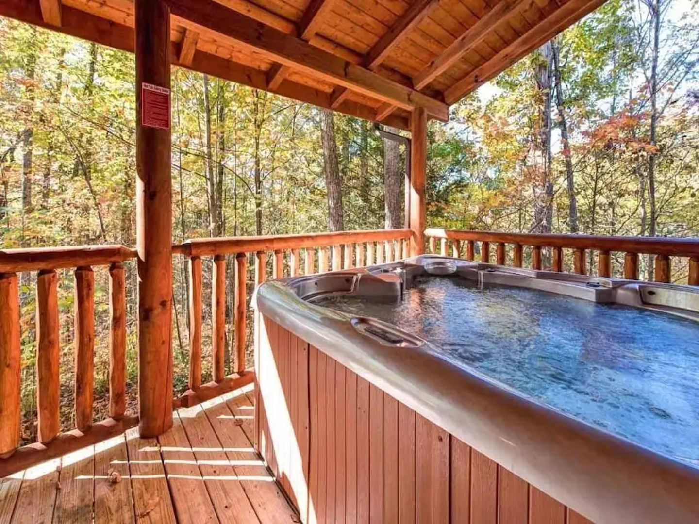 Unbridled Spirit 5 Bedroom Home with Hot Tub