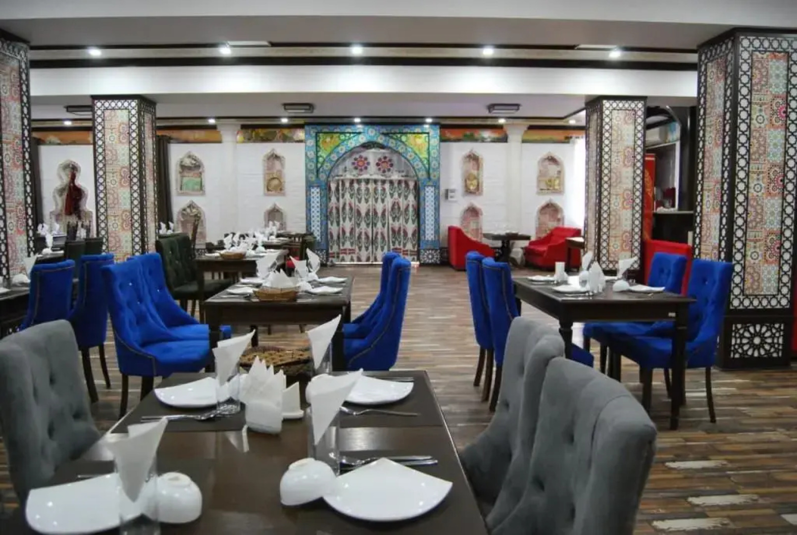 Отель Kesh Palace