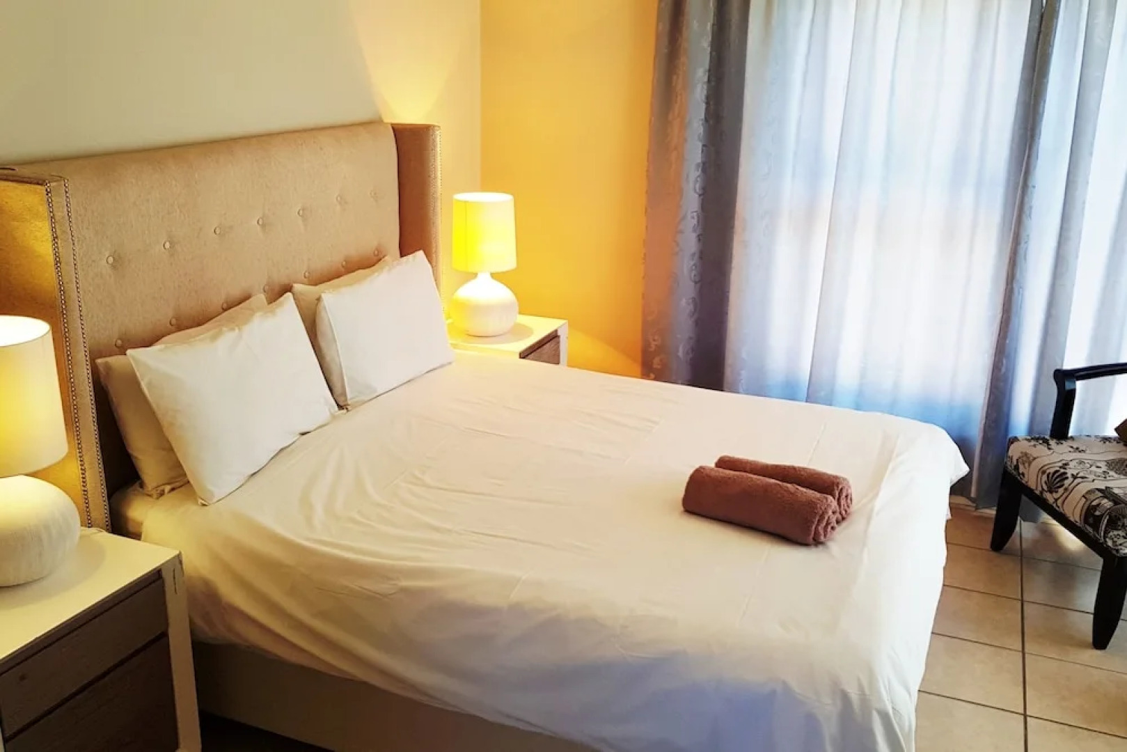 6 Nieuland 1053 Self catering