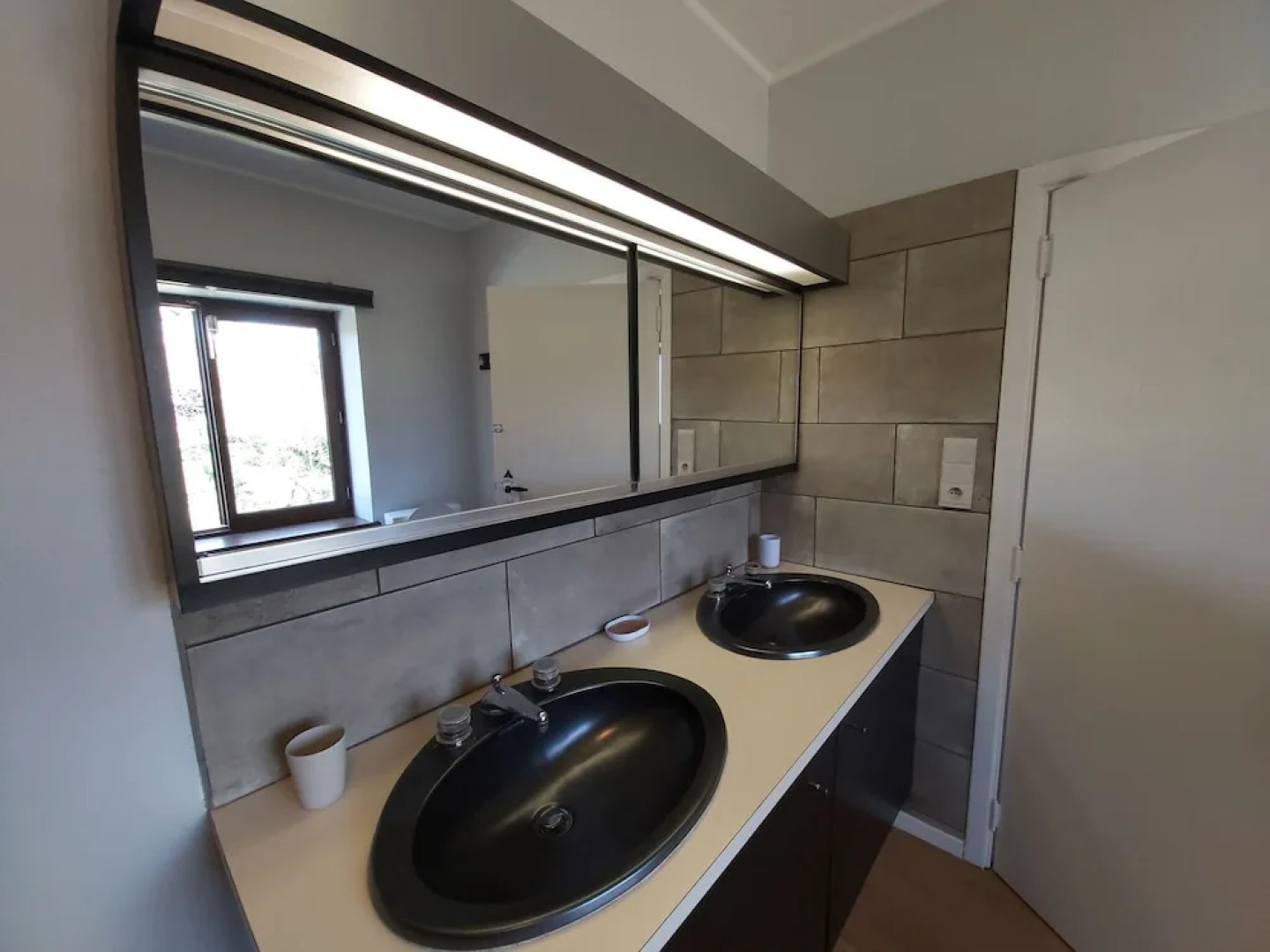 Charming Holiday Home in Sautour With Private Garden