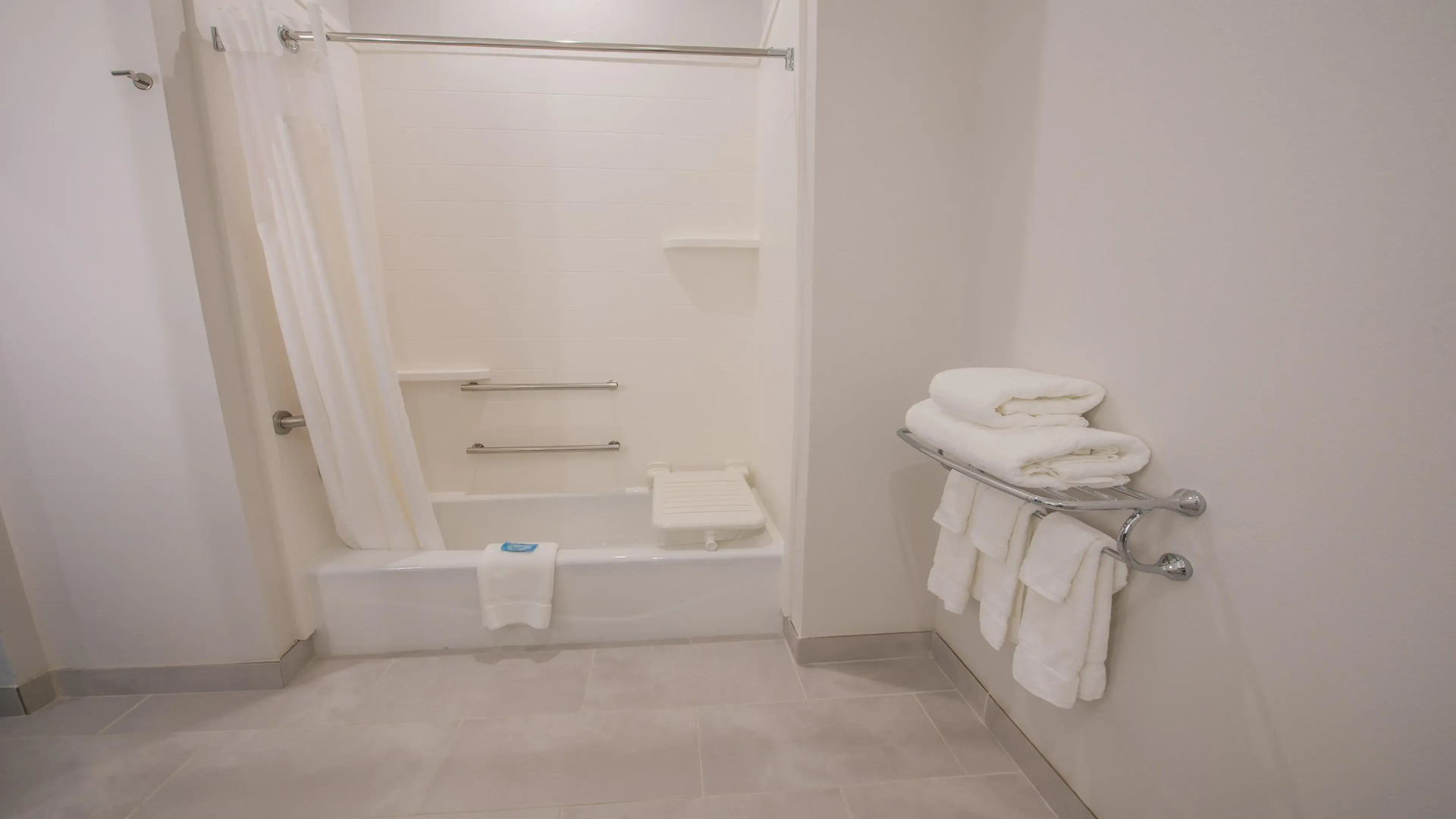 Holiday Inn Express & Suites-Dripping Springs - Austin Area by IHG