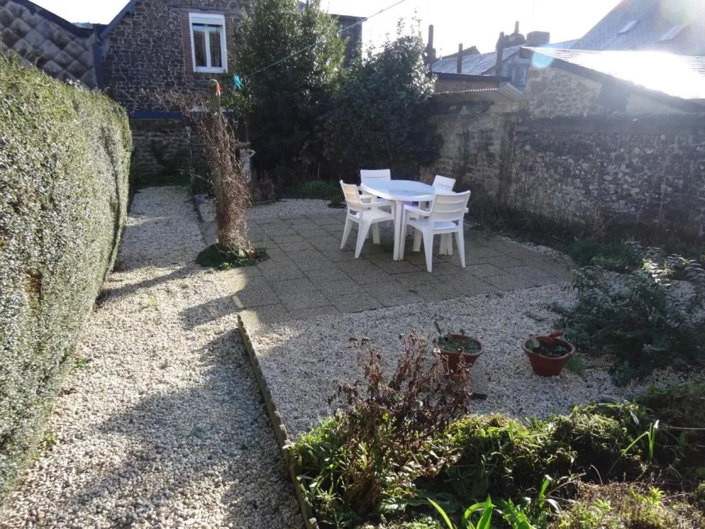 Charming French Cottage-Gite in the Heart of Quiet Gorron