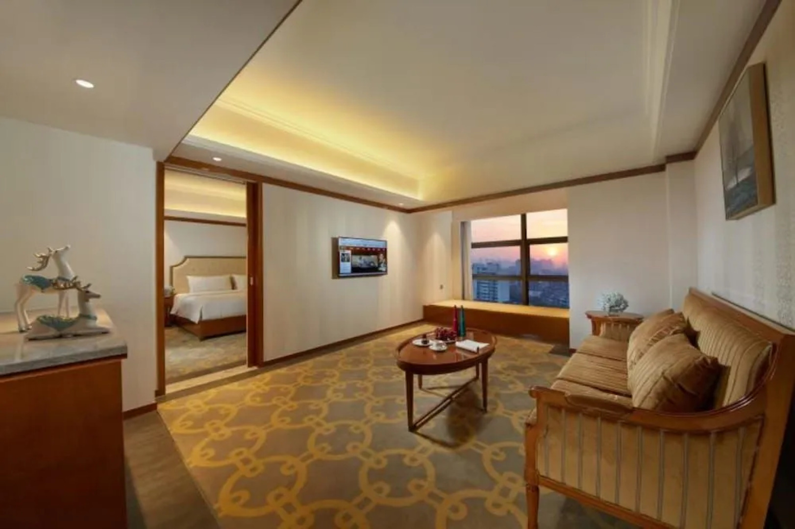 Shuguang The Hotel V Zhenjiang Jingkou