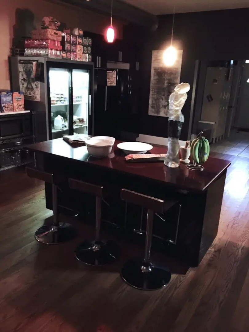 House 5863 - Chicago Bed and Breakfast