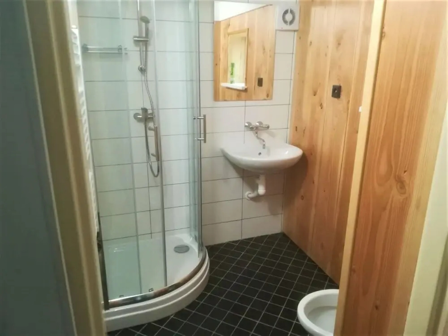 Svoboda na pou Svoboda nad pou