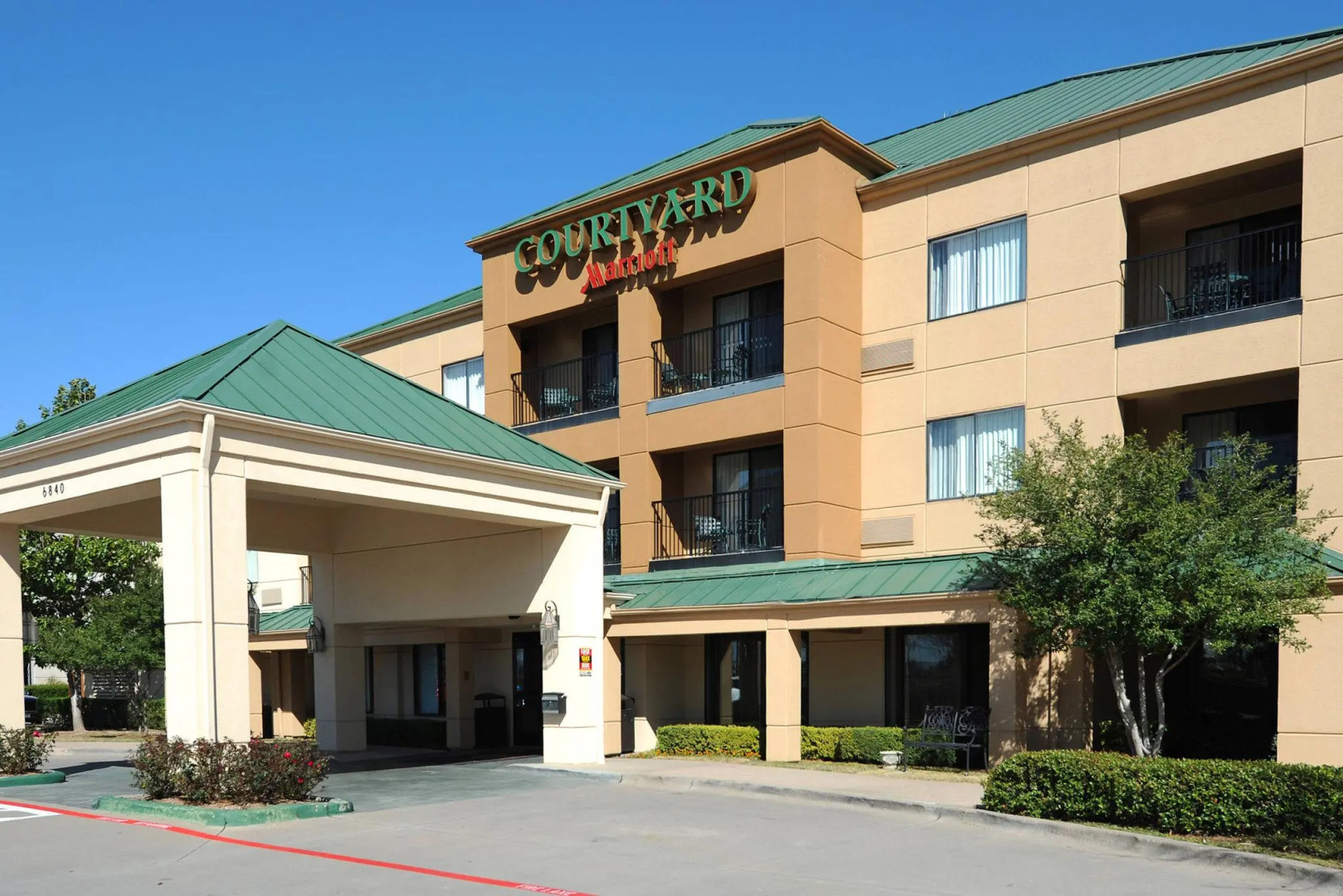 Courtyard by Marriott Dallas Plano in Legacy Park
