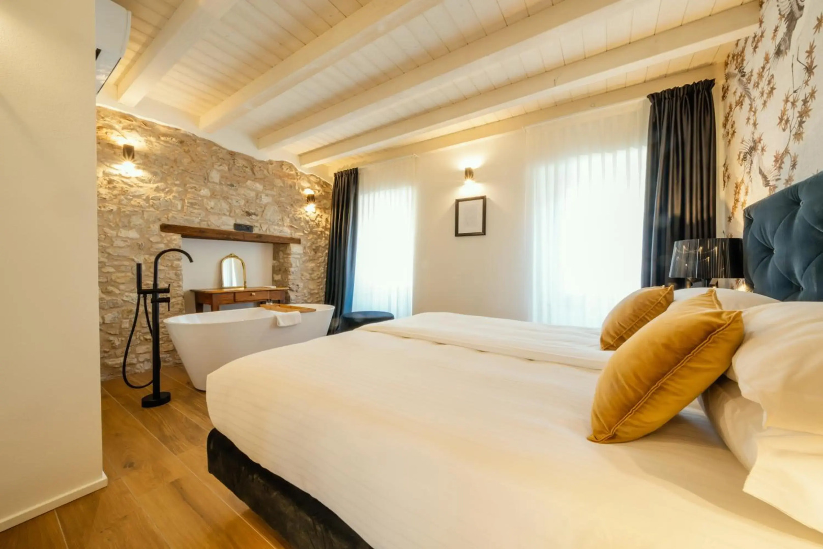 Il Vicolo Suite Apartments - Il Corso