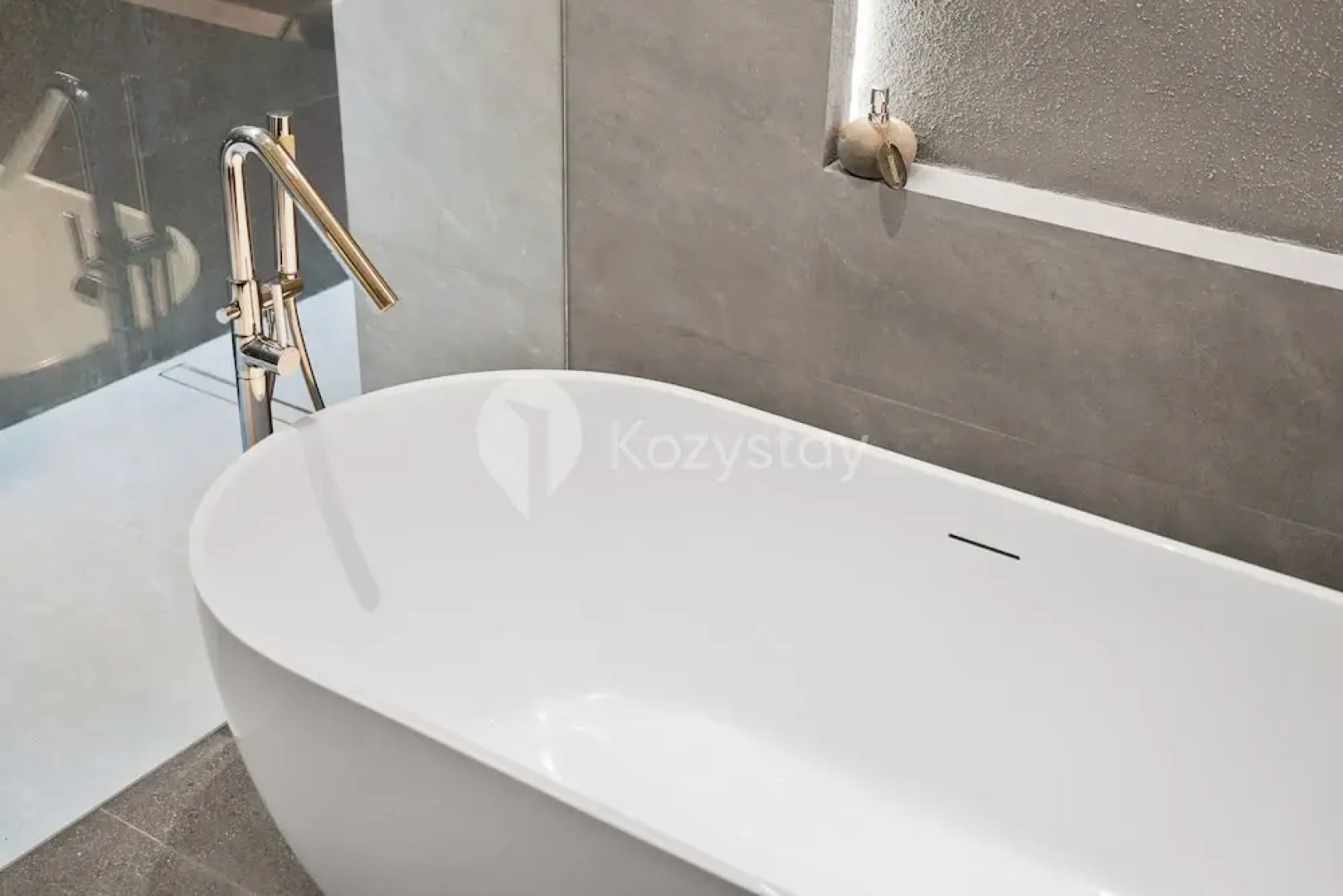 Dago Escape Villa by Kozystay - Bandung