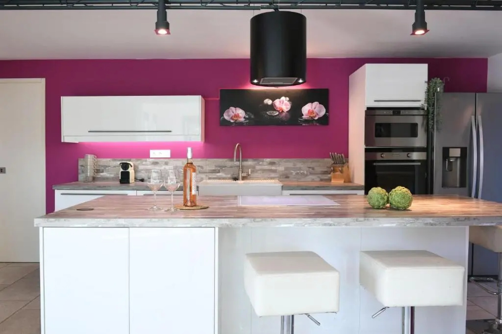 Reposante villa avec grande piscine