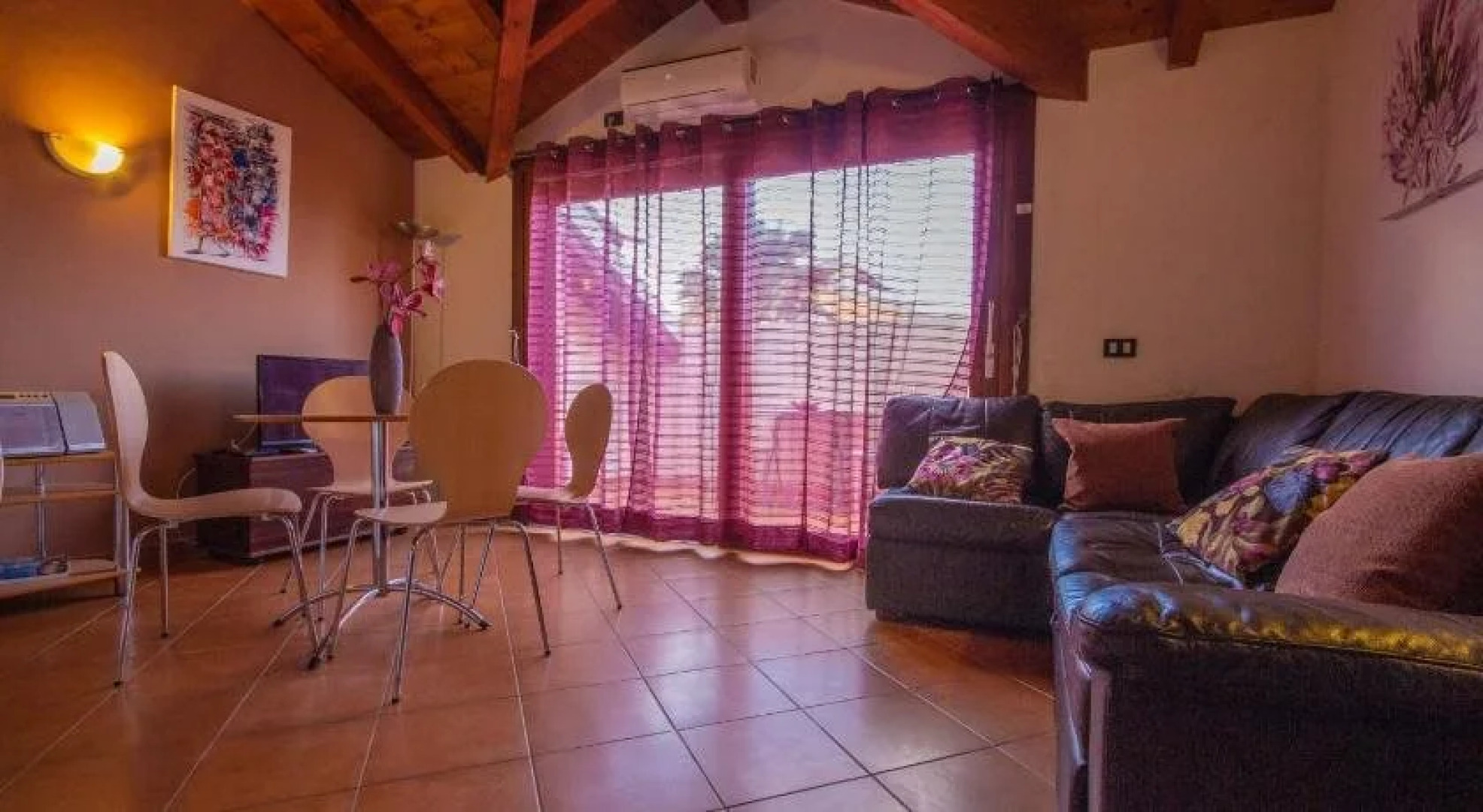 Gest Plain Apartments