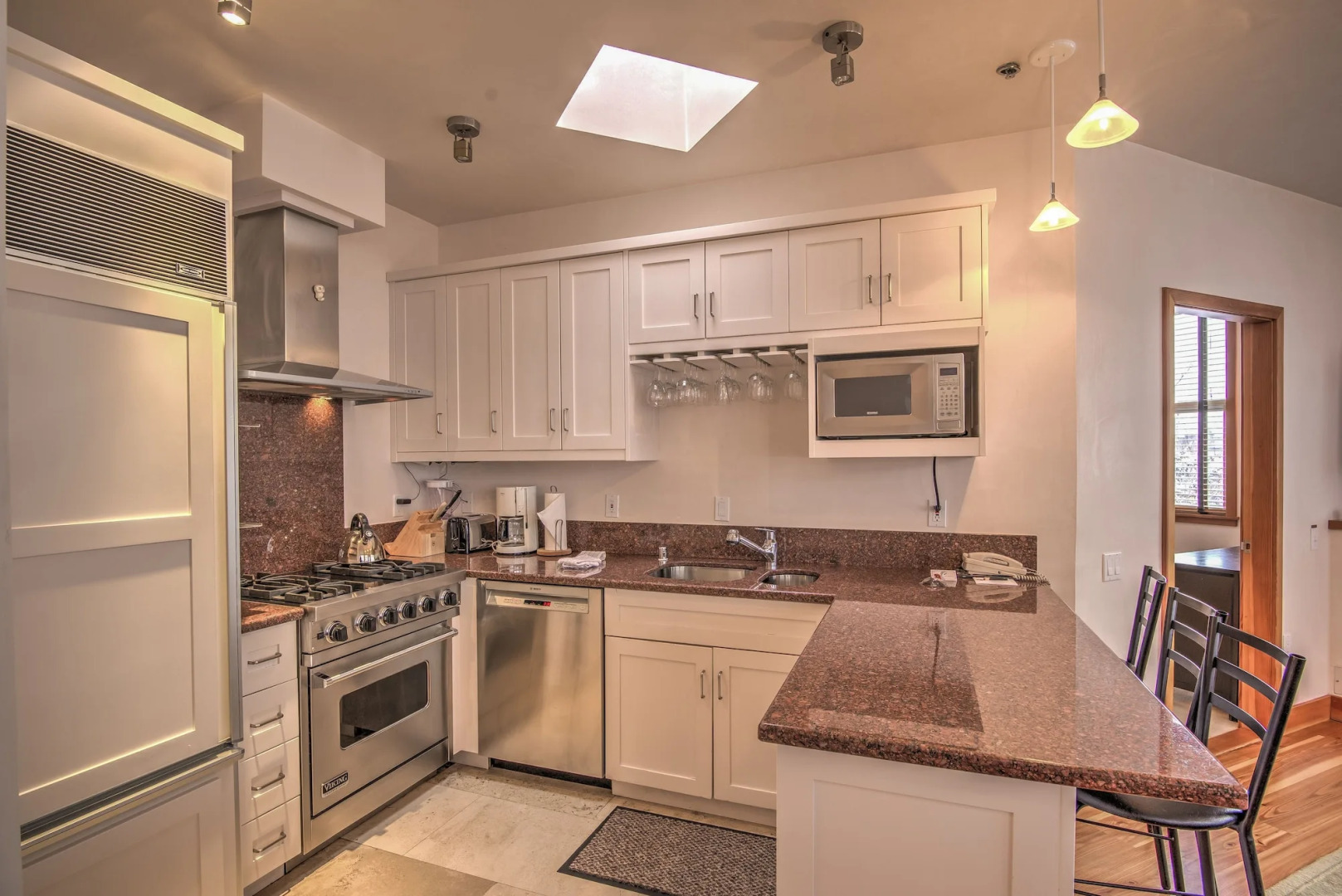 Camel's Garden Hotel