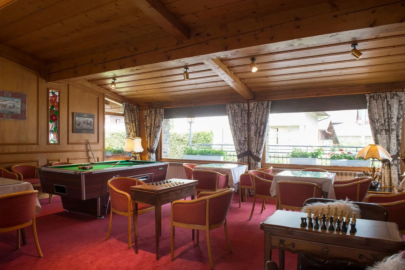 Neige et Roc, The Originals Relais