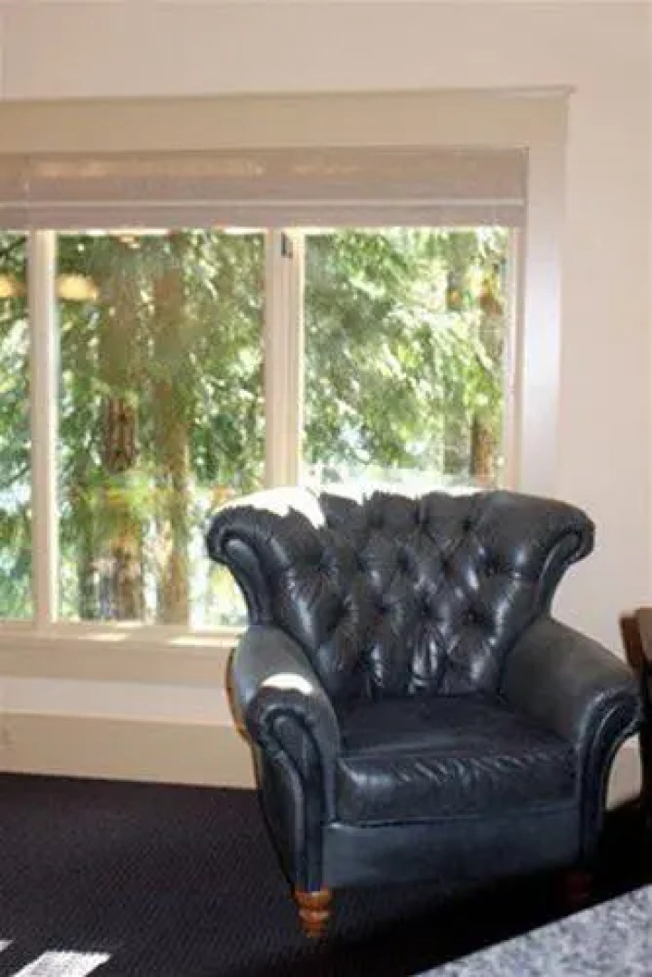 Dragonfly Dock Bed and Breakfast