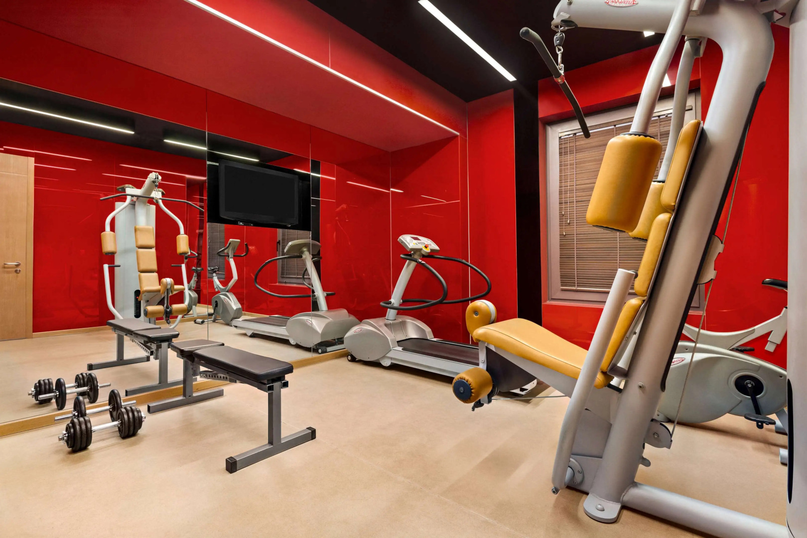 Отель Zeus Thessaloniki Lazart