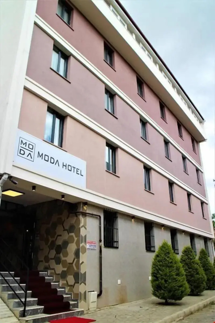 Moda Hotel
