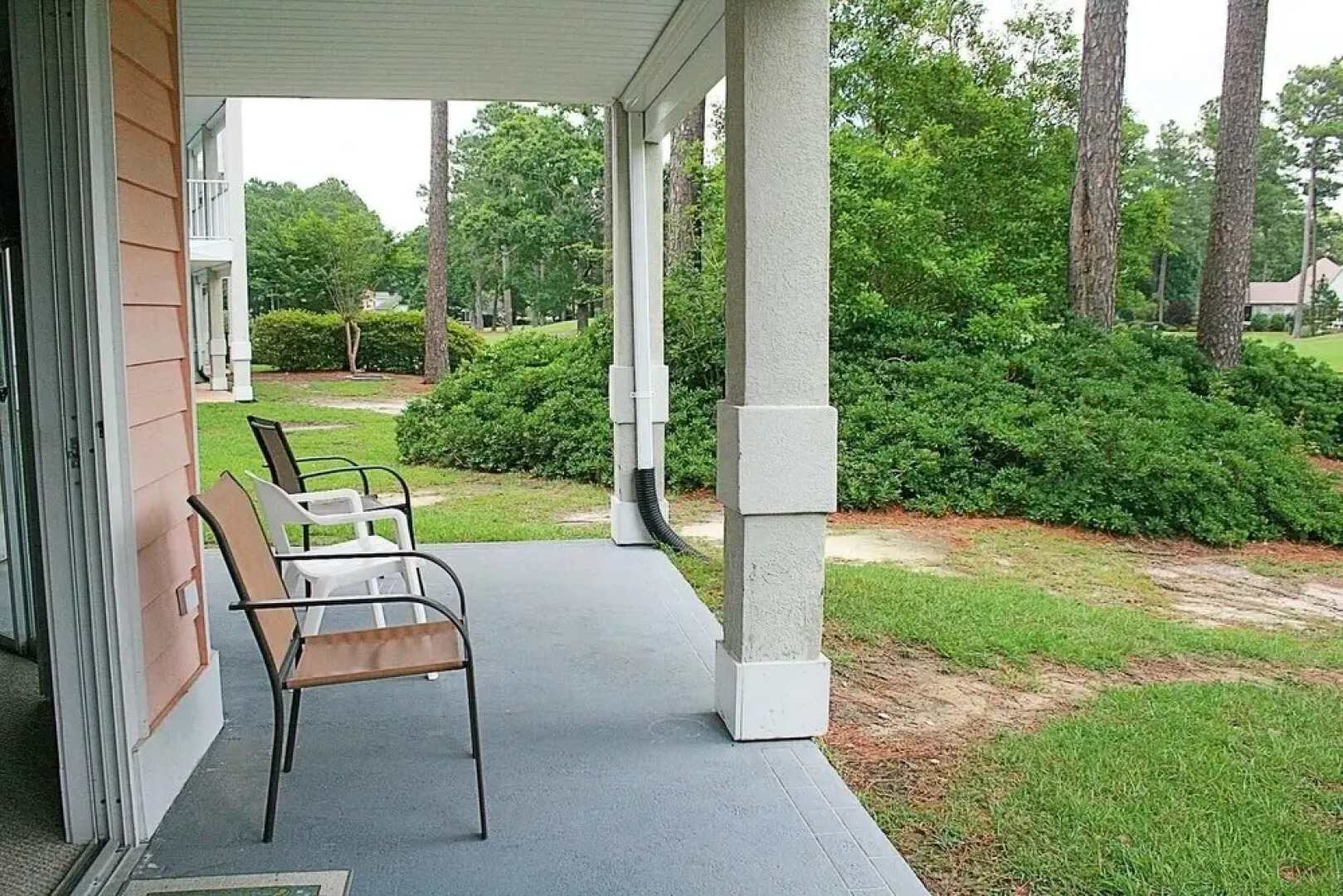 27 Hole Golf Resort Condo 501m Close to Beach in Calabash by Redawning