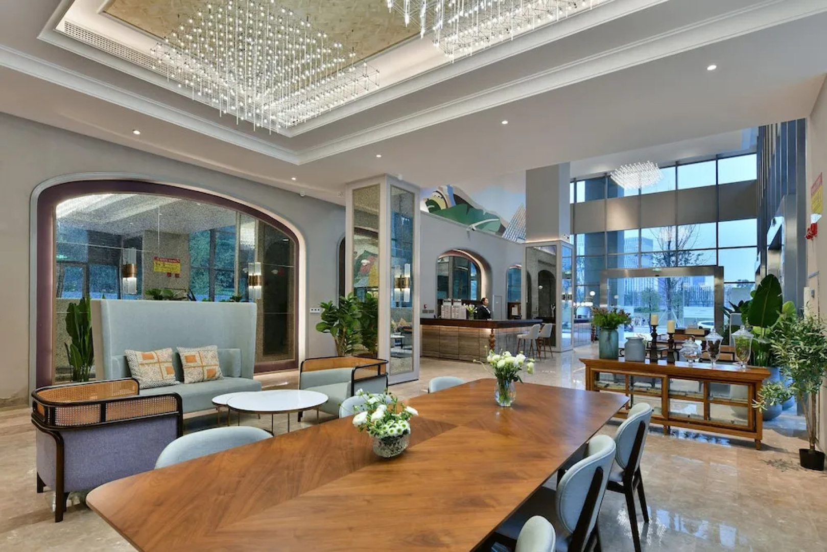 Mercure Yibin Port