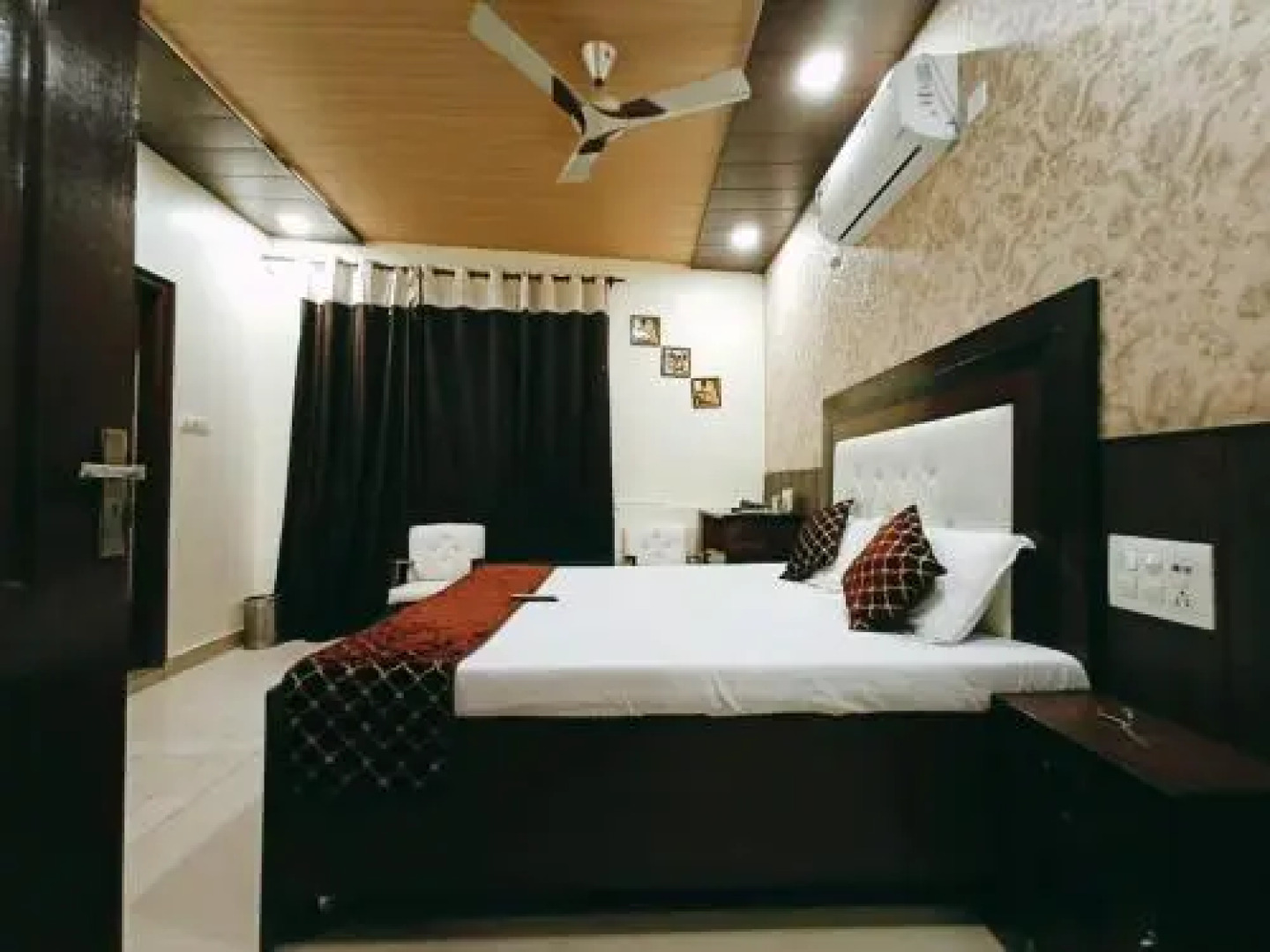 Hotel Mehak