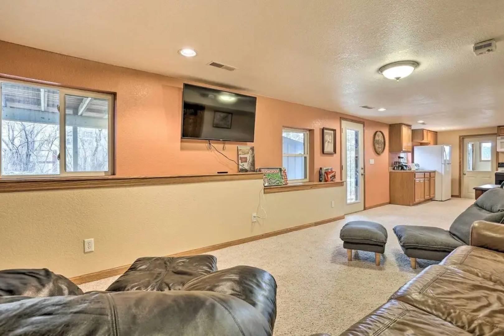 Lead Apartment ~ 5 Mi to Terry Peak Skiing!