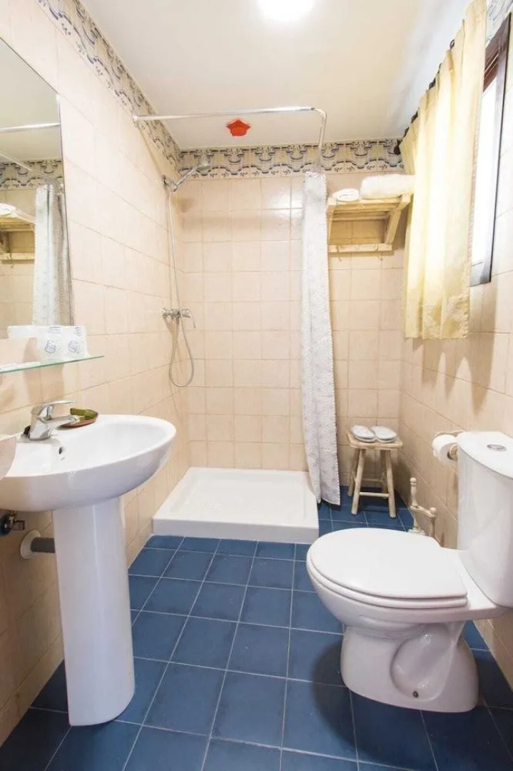 Hostal la Plaza Tolox