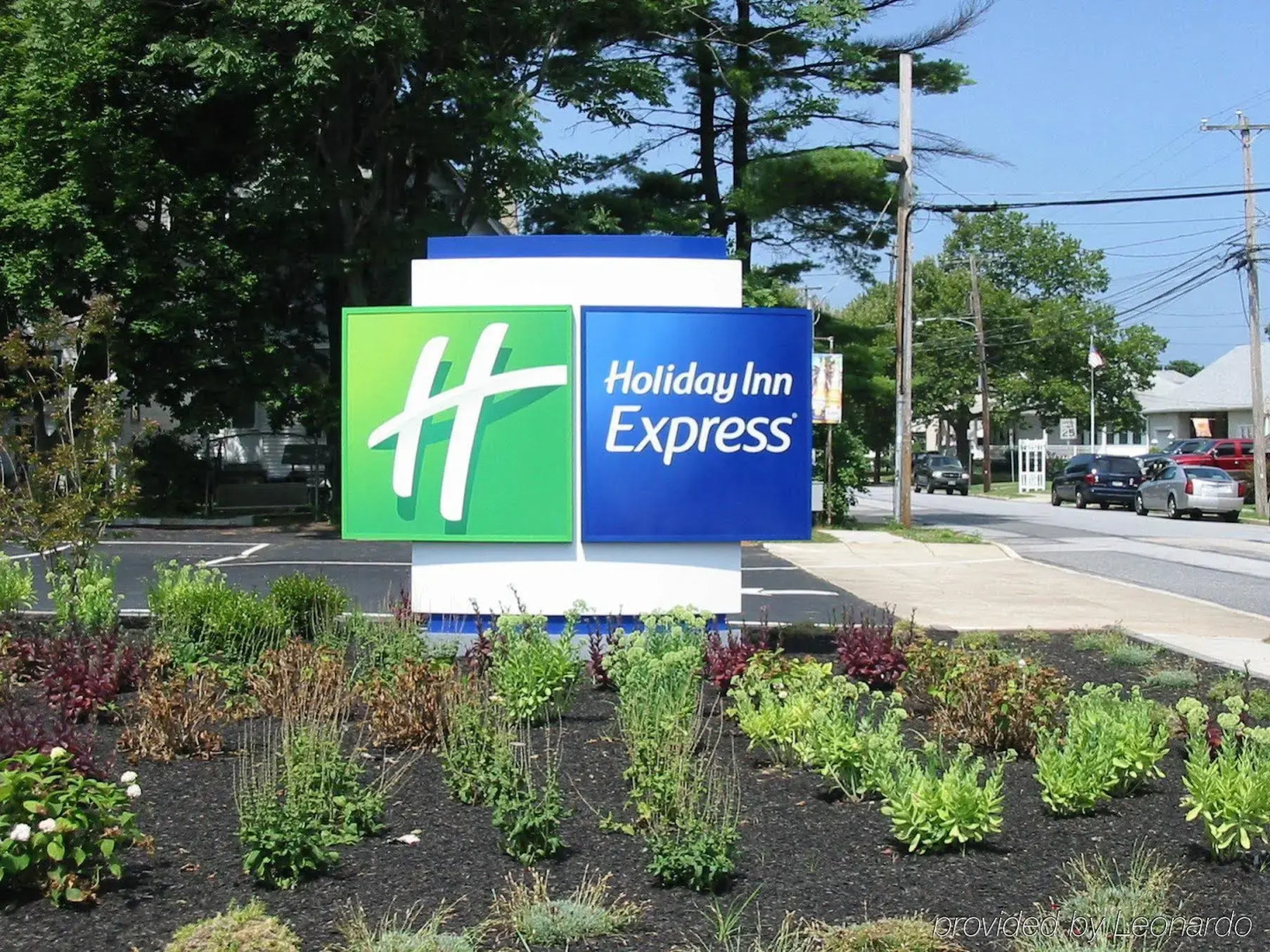 Holiday Inn Express Philadelphia Airport by IHG
