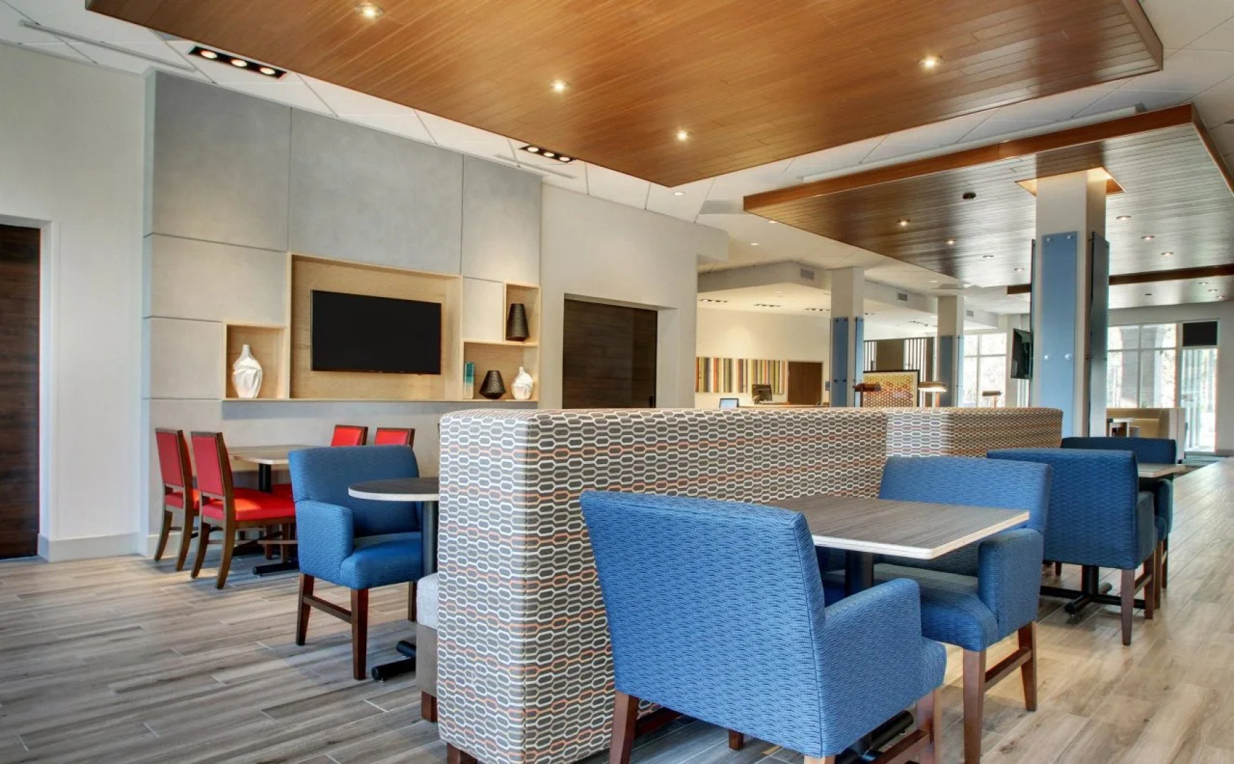 Holiday Inn Express & Suites Summerville by IHG