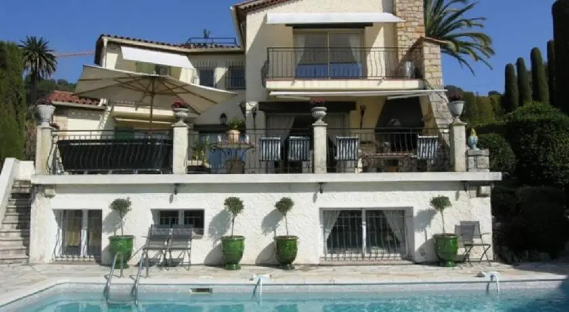 Amazing Villa Californian Style