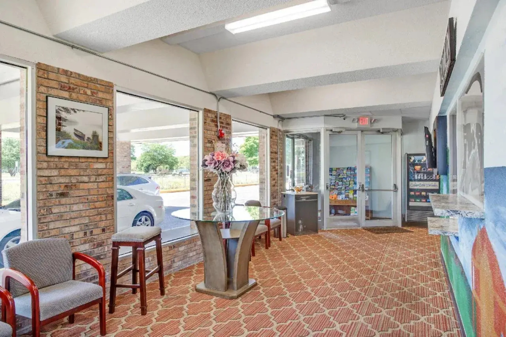 OYO Hotel Mona Lake Muskegon