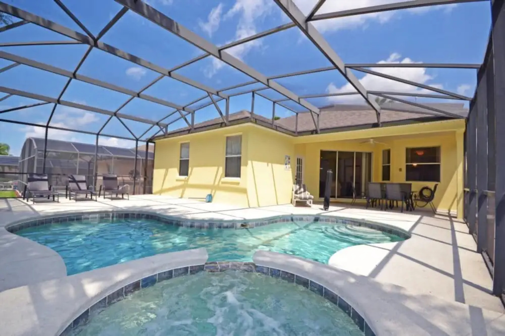 Calabay Parc at Tower Lake 215843