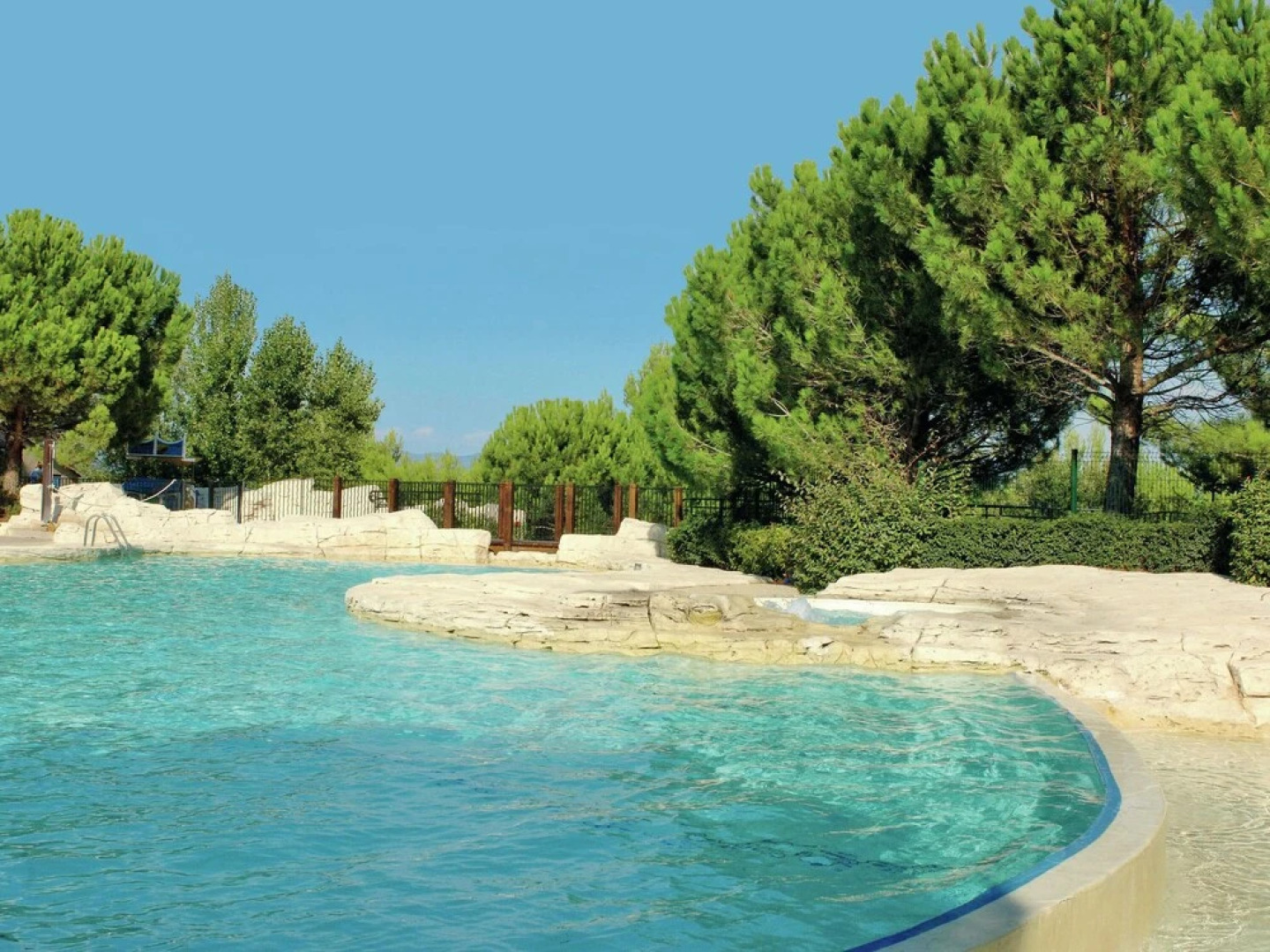 Comfortable Apartment Located in Authentic Provencal Village