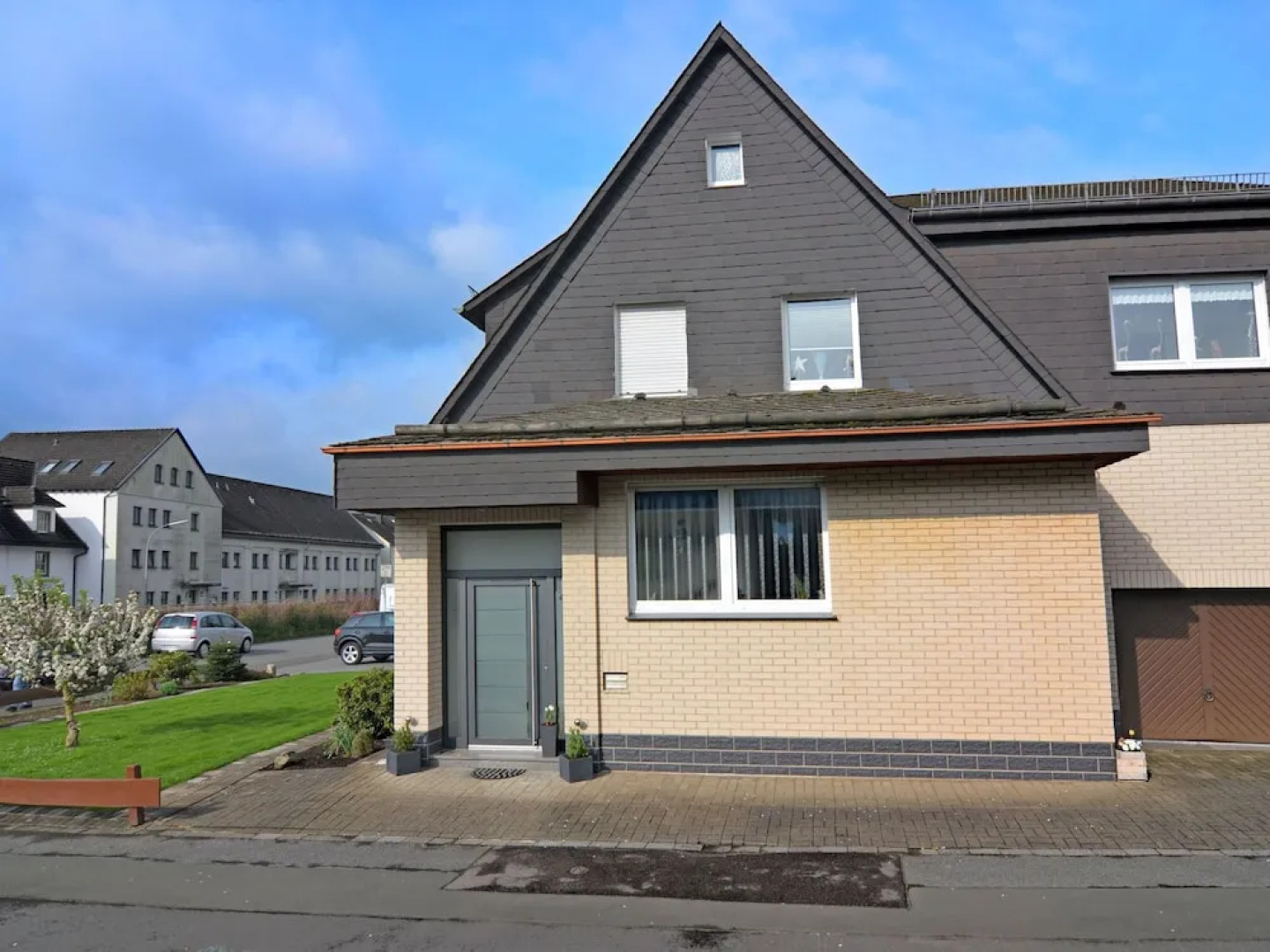 Pretty Holiday Home with a Balcony Complete with Awning in Meschede in Northern Sauerland
