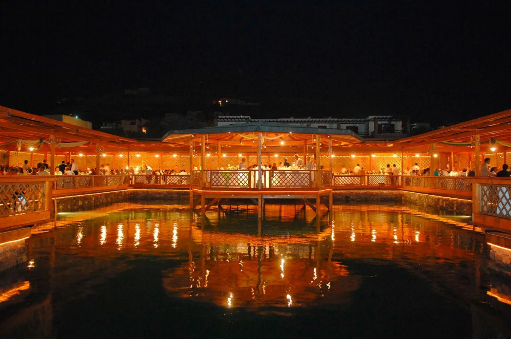 Porto Paros Hotel & Villas