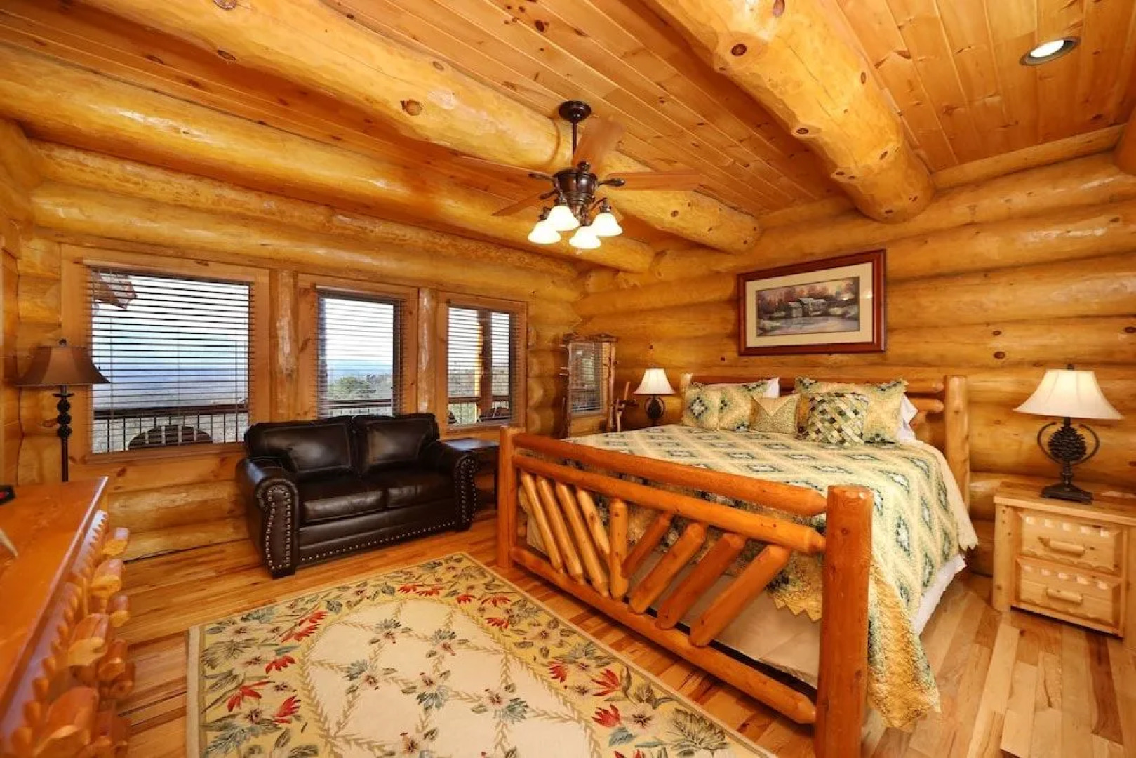 Grampy Camp Lodge at Gatlinburg