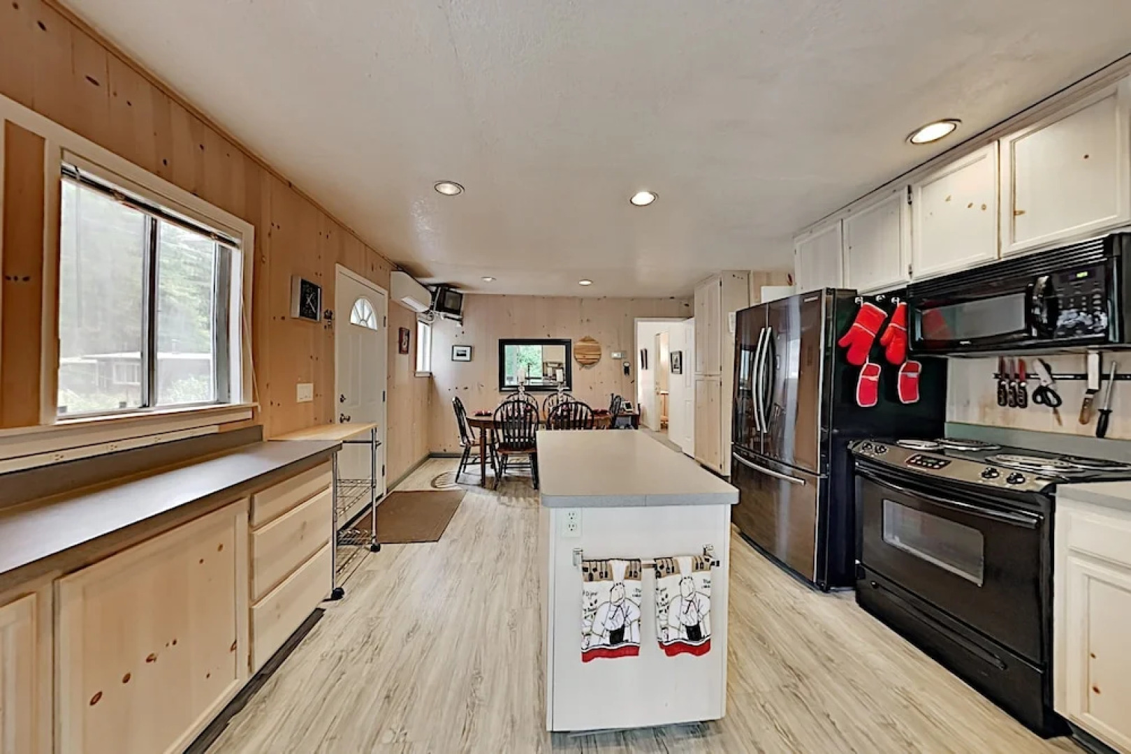 1495melo 3 Bedroom Home