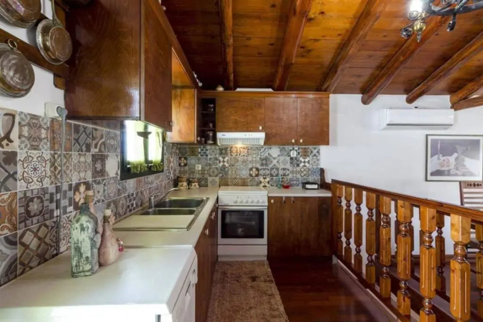 Korina’s wood house