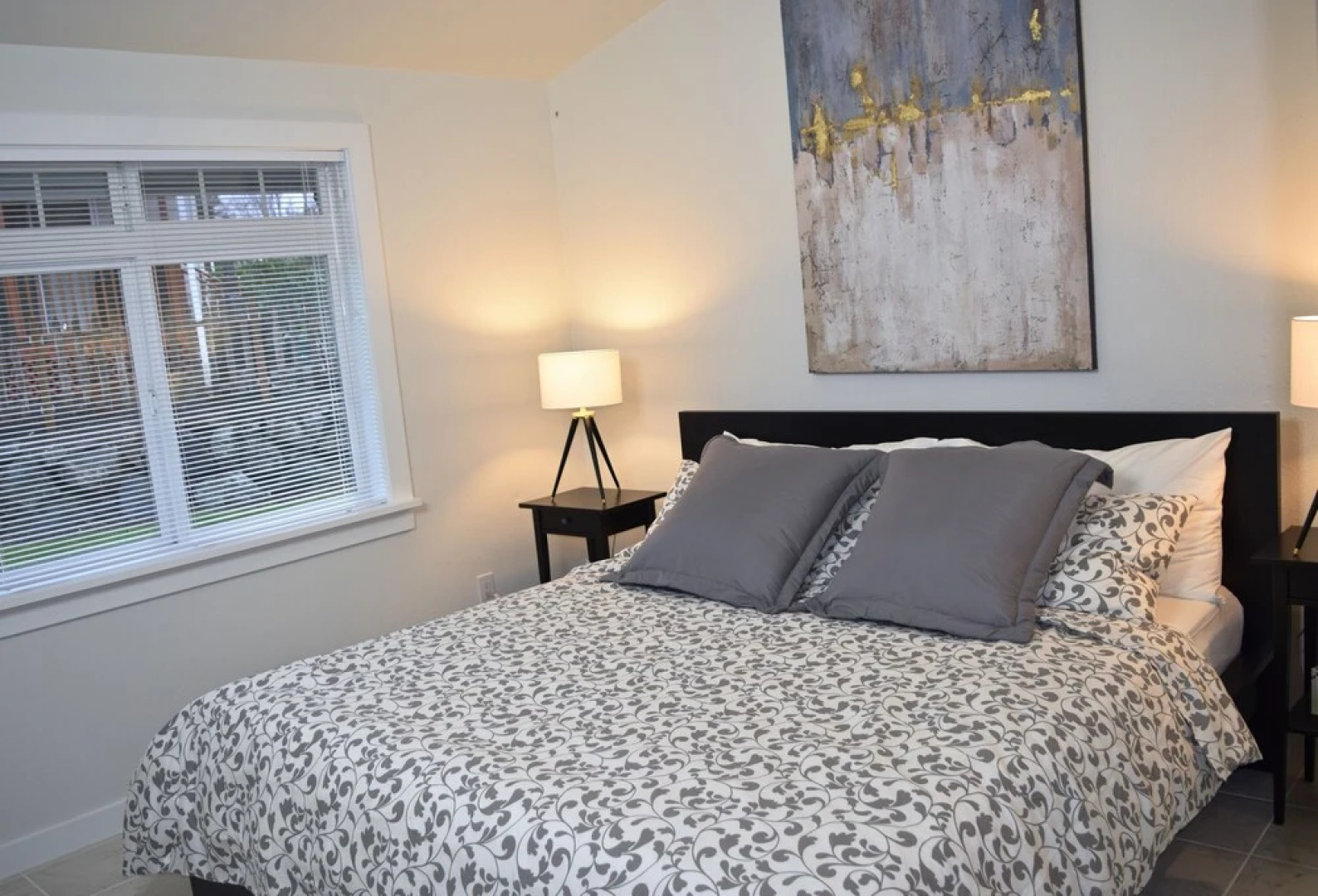 Stylish Abode in Picturesque Duvall