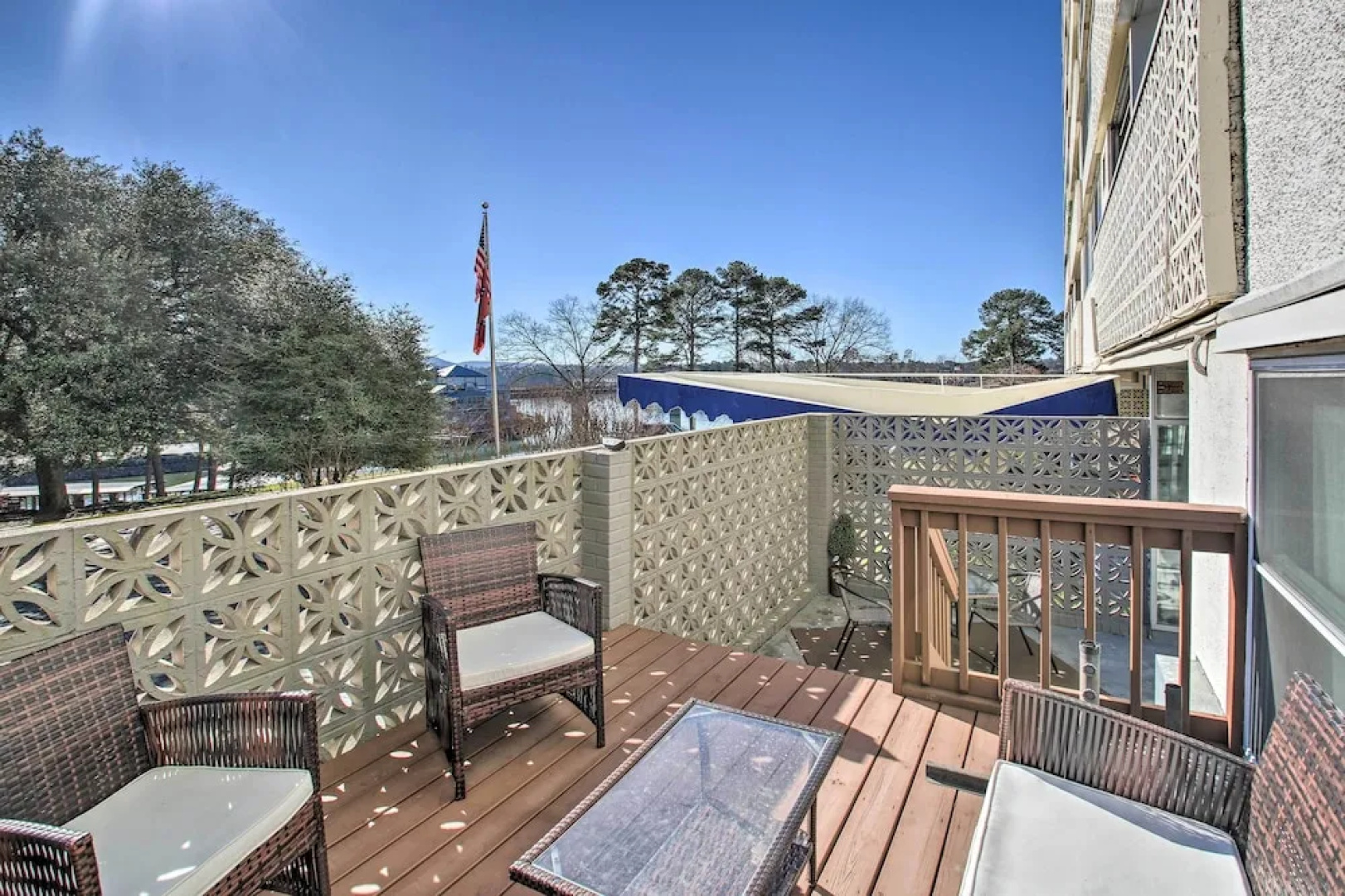 Stunning Hot Springs Condo on Lake Hamilton!