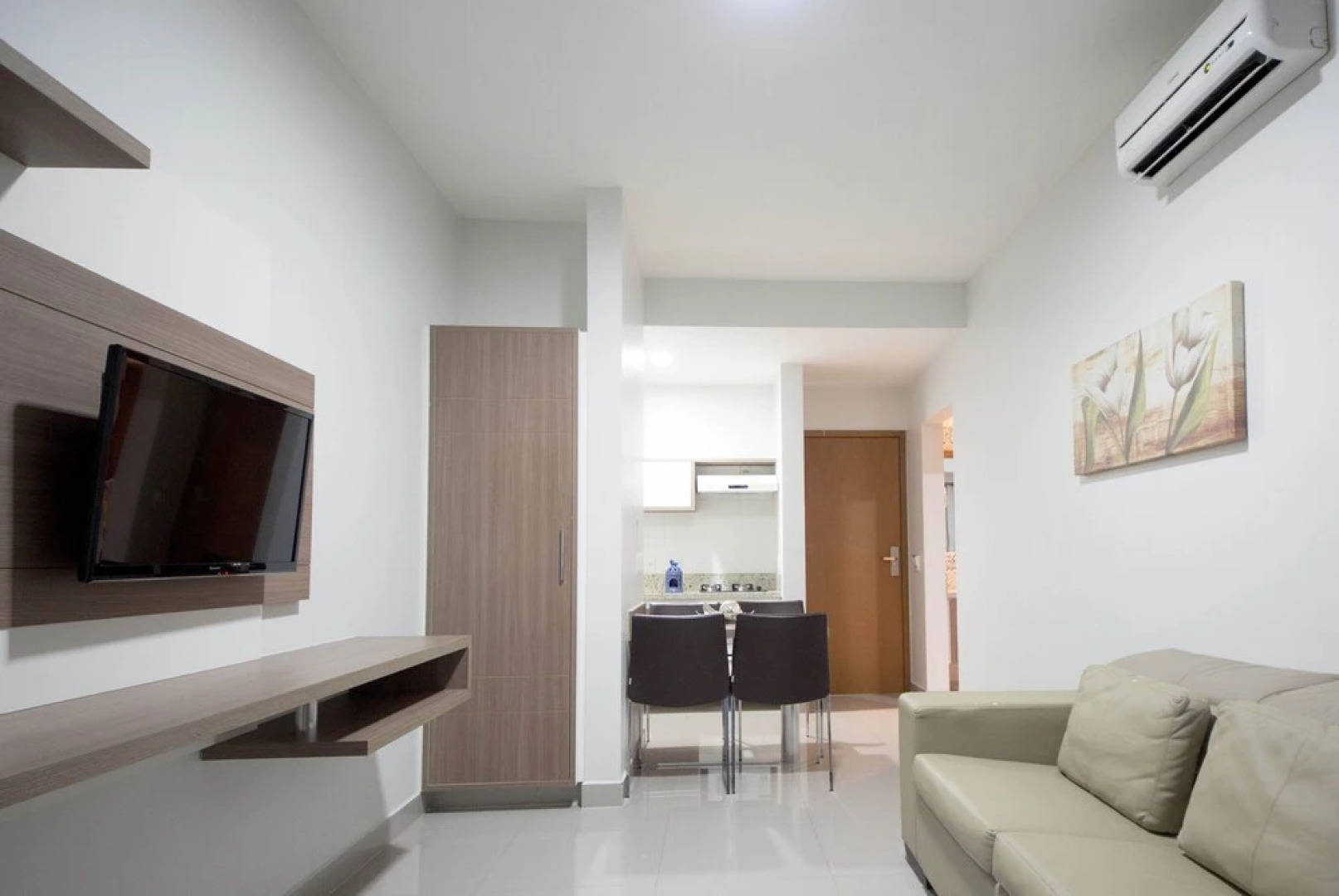 Hotel Marina - Oficial