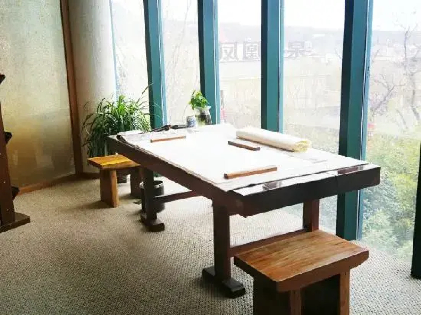 The Taibai Mountain Phoenix Spr Hotel