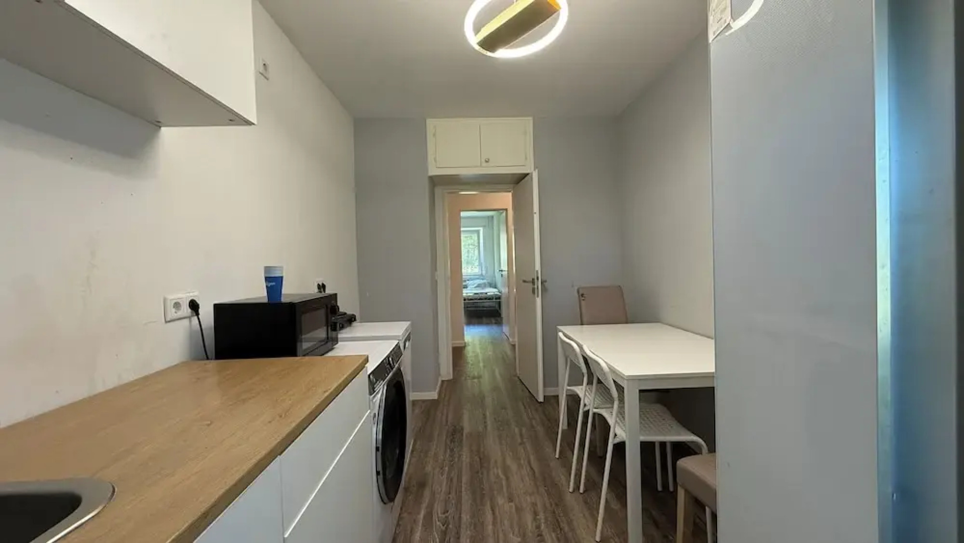 Three Bedroom Comfort Apartment Maintal