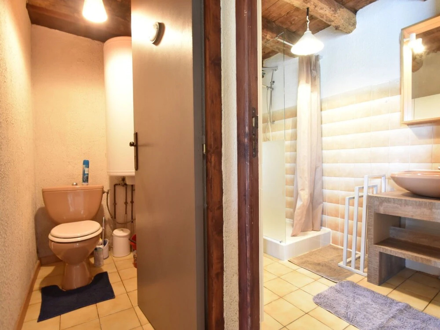 Holiday Home With Very Beautiful View of Marquay , Close to the Caves