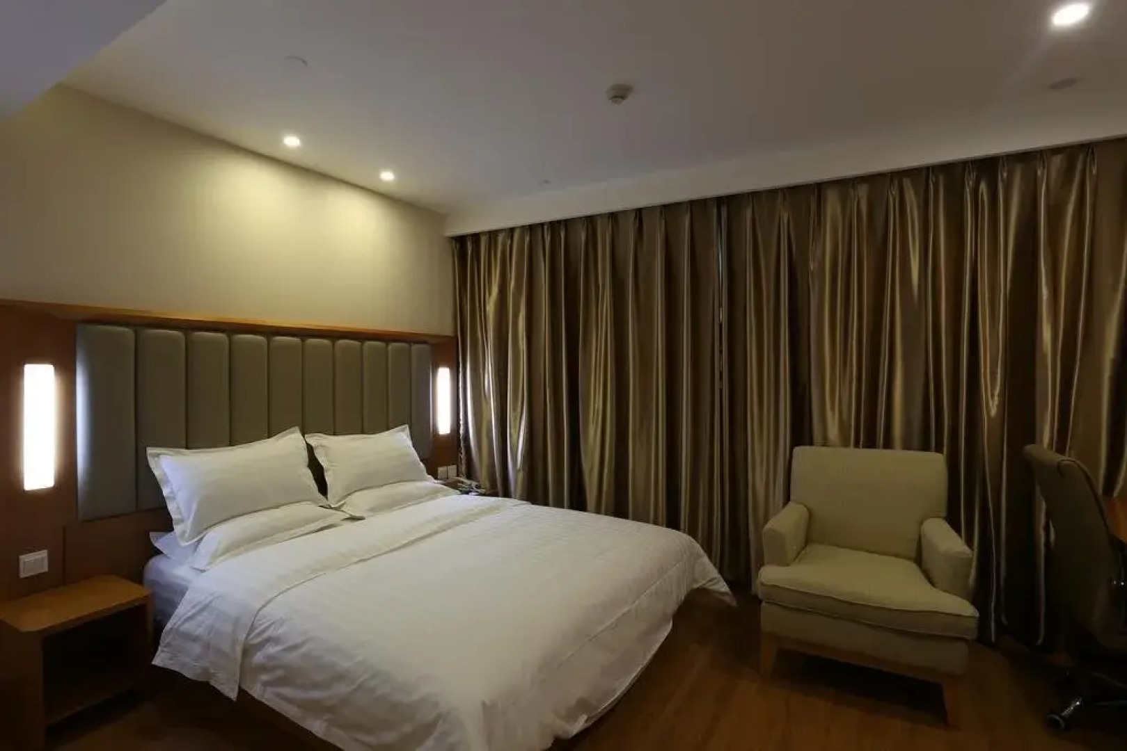JI Hotel Jinan Quancheng Road